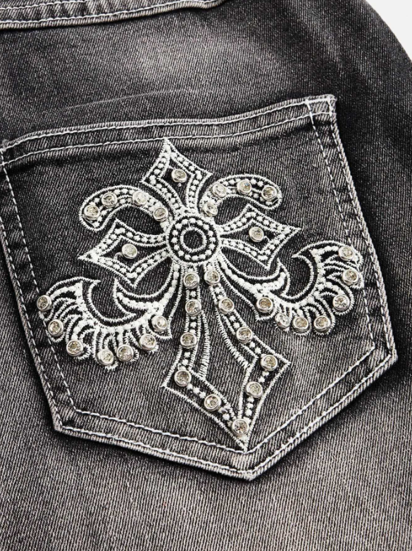 Floral Embroidery Flare Jeans